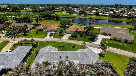 7986 SE Trenton Avenue Hobe Sound FL 33455