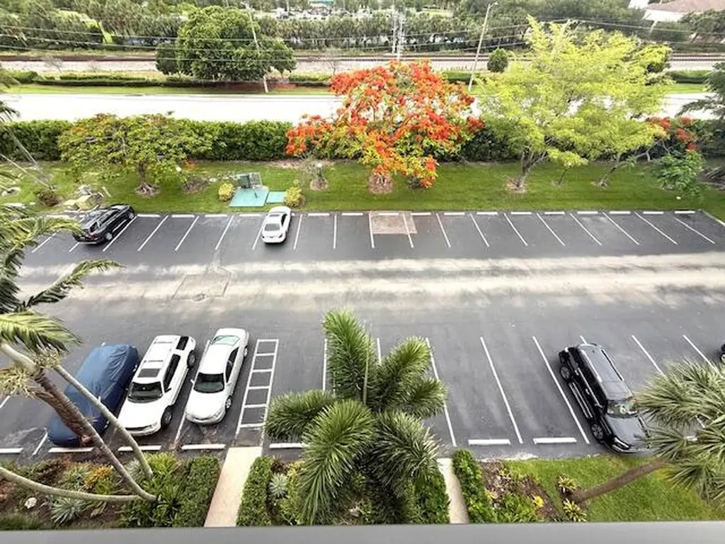 4 Royal Palm Way Boca Raton FL 33432