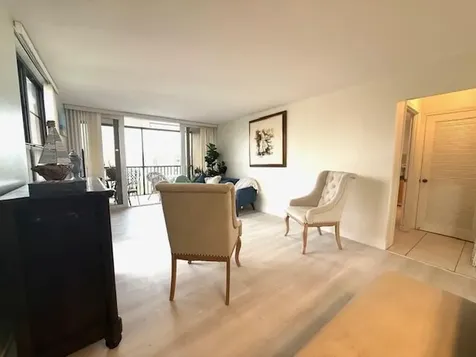 4 Royal Palm Way Boca Raton FL 33432