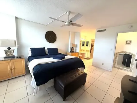 4 Royal Palm Way Boca Raton FL 33432