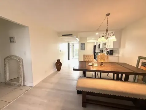4 Royal Palm Way Boca Raton FL 33432