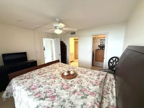 4 Royal Palm Way Boca Raton FL 33432