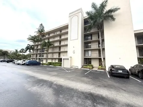 4 Royal Palm Way Boca Raton FL 33432