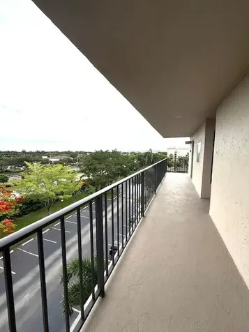 4 Royal Palm Way Boca Raton FL 33432