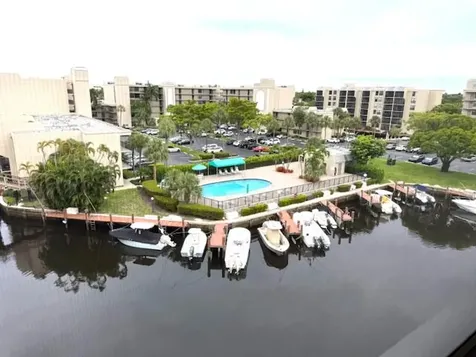 4 Royal Palm Way Boca Raton FL 33432