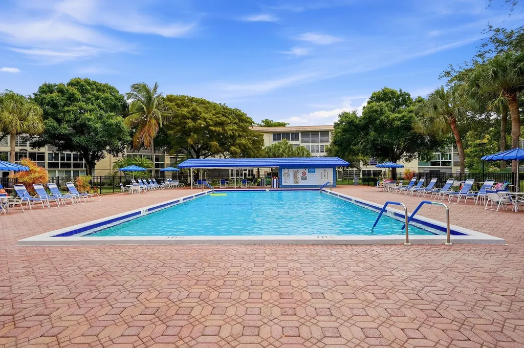2302 Lucaya Lane Coconut Creek FL 33066