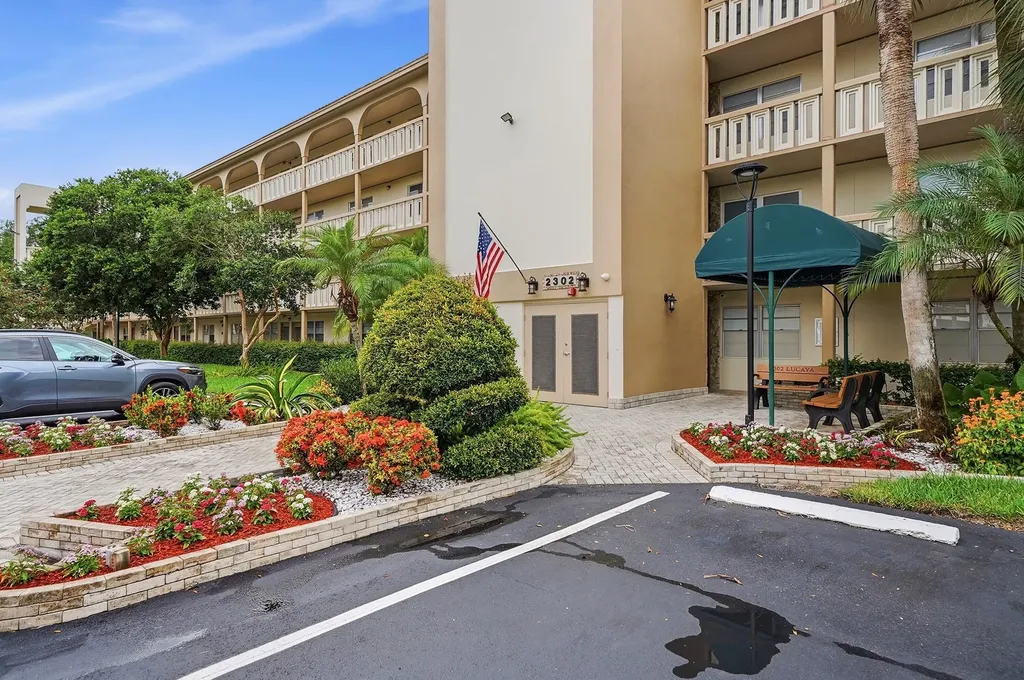 2302 Lucaya Lane Coconut Creek FL 33066
