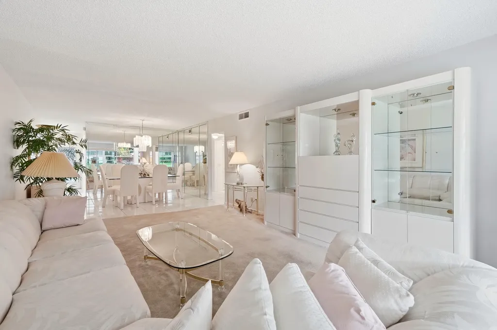 2302 Lucaya Lane Coconut Creek FL 33066