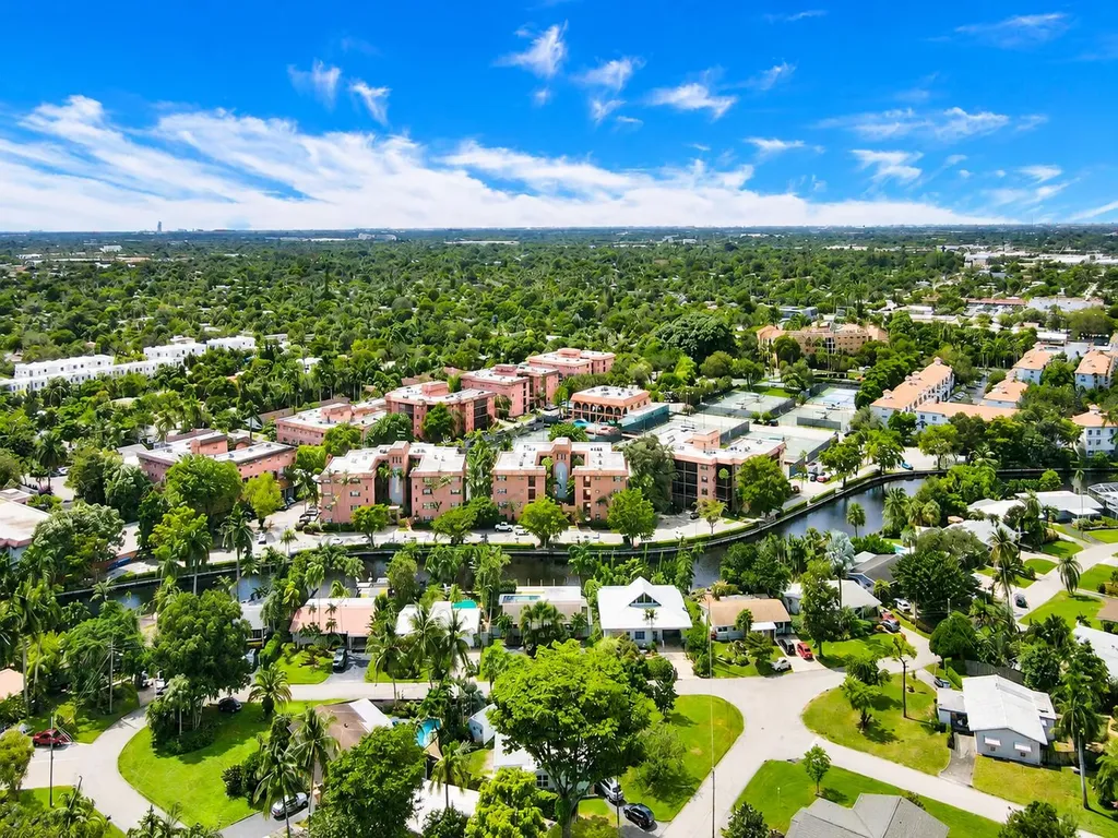 620 Tennis Club Drive Fort Lauderdale FL 33311