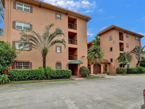 620 Tennis Club Drive Fort Lauderdale FL 33311