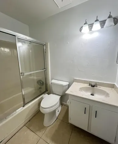 6061 Shaker Wood Circle Tamarac FL 33319