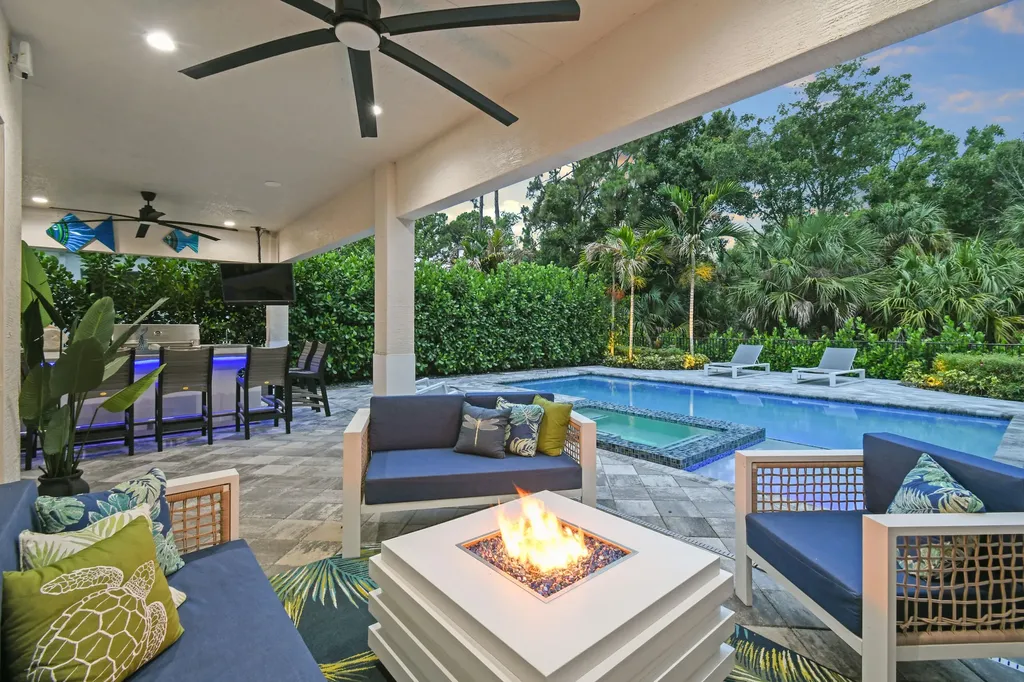 13418 Artisan Circle Palm Beach Gardens FL 33418