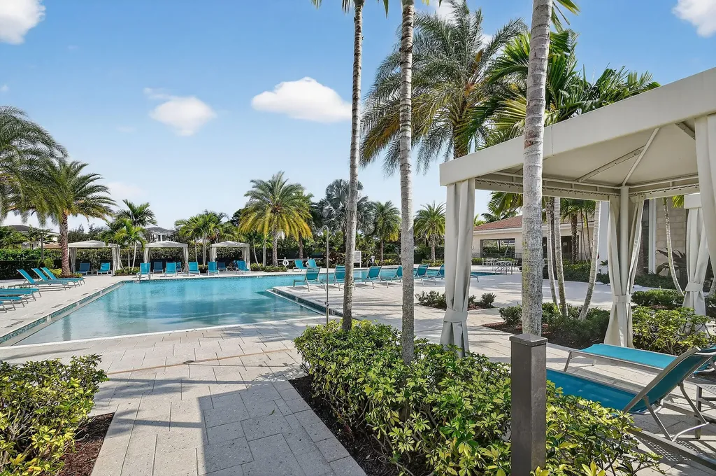 13418 Artisan Circle Palm Beach Gardens FL 33418
