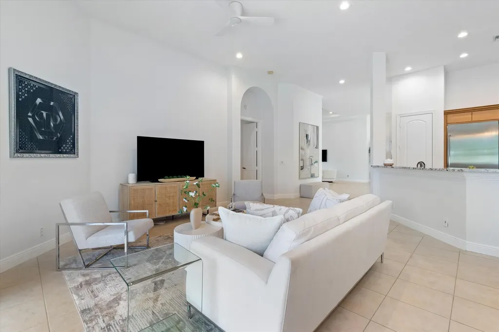 15873 Double Eagle Trail Delray Beach FL 33446