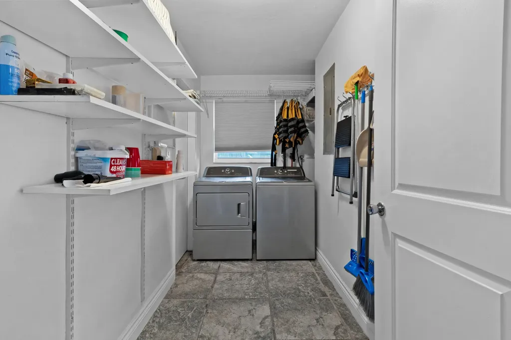 1418 NE 57th Place Fort Lauderdale FL 33334