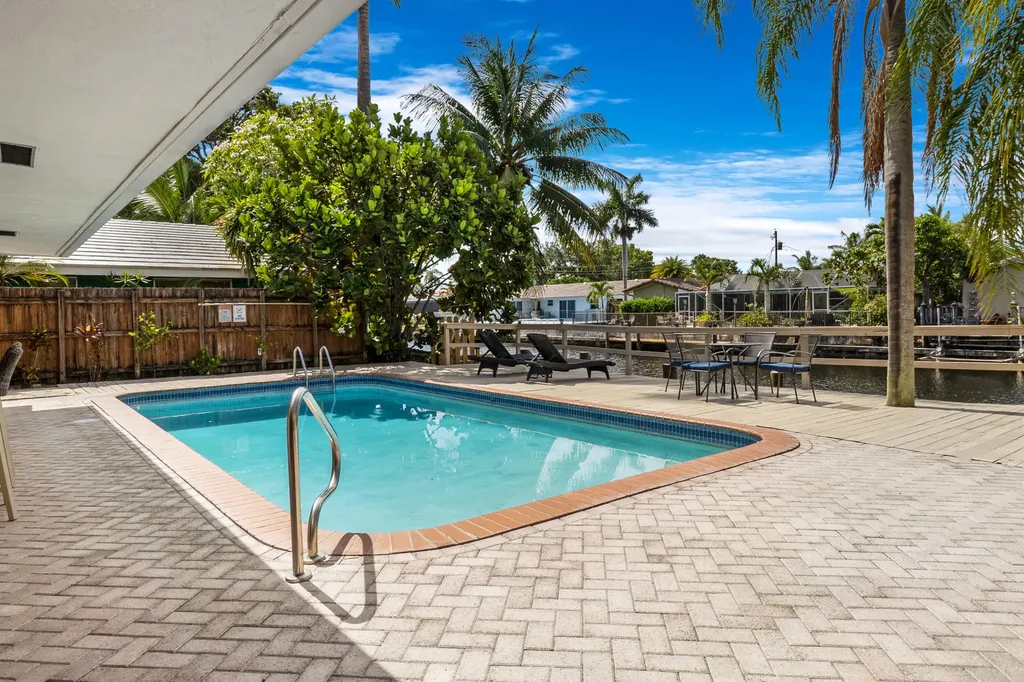 1418 NE 57th Place Fort Lauderdale FL 33334