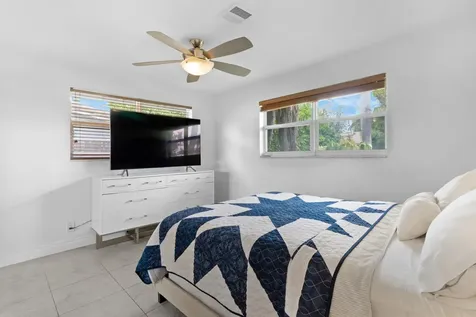 1418 NE 57th Place Fort Lauderdale FL 33334