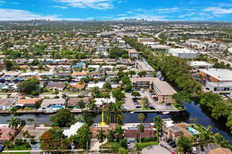 1418 NE 57th Place Fort Lauderdale FL 33334