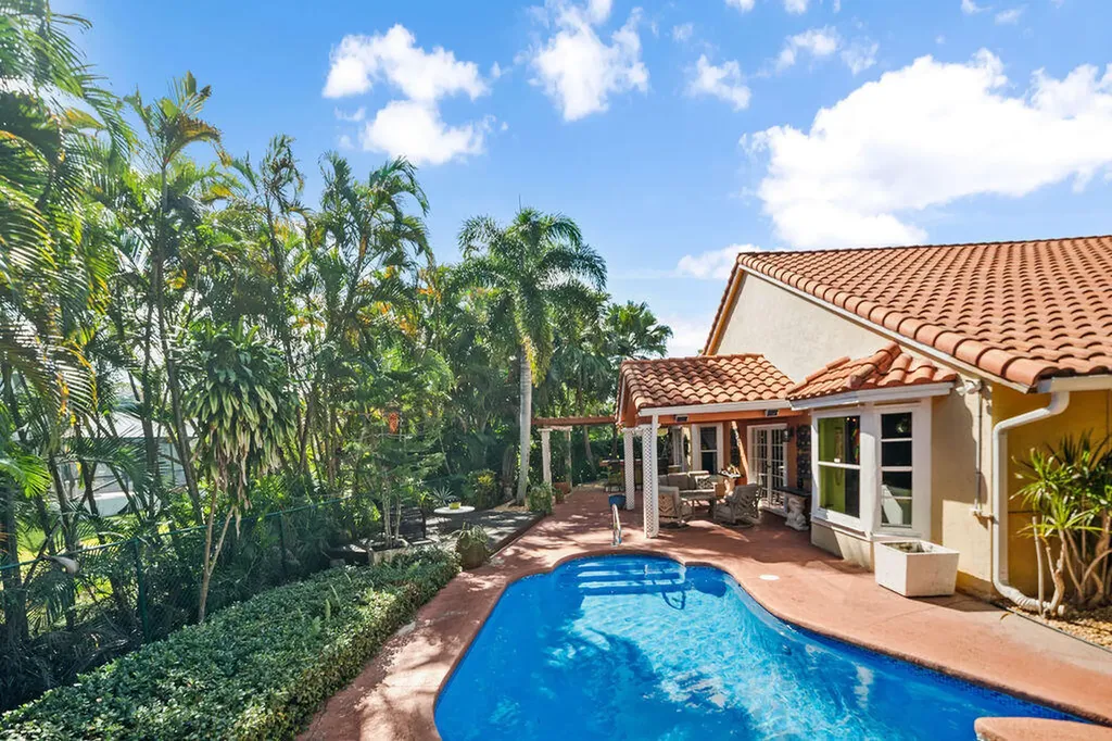 1256 Lake Breeze Drive Wellington FL 33414
