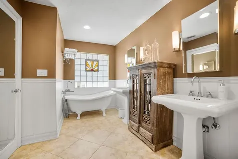 1256 Lake Breeze Drive Wellington FL 33414