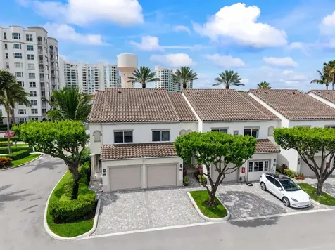 3596 S Ocean Boulevard Highland Beach FL 33487