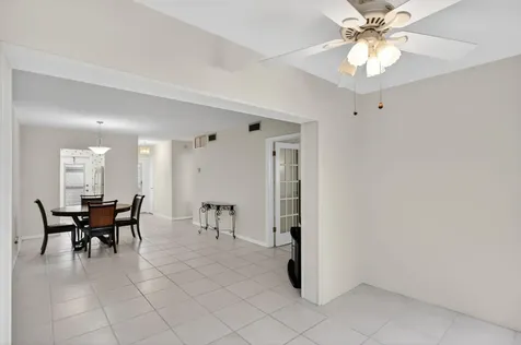 2115 NE 42nd Court Lighthouse Point FL 33064