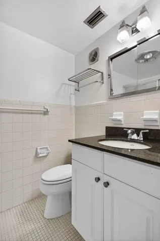 2115 NE 42nd Court Lighthouse Point FL 33064