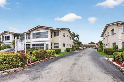 2115 NE 42nd Court Lighthouse Point FL 33064