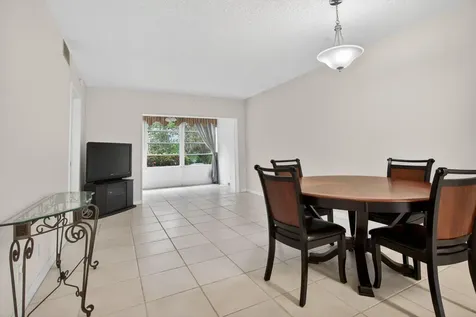 2115 NE 42nd Court Lighthouse Point FL 33064