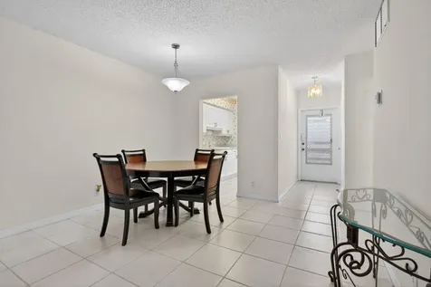 2115 NE 42nd Court Lighthouse Point FL 33064
