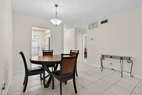 2115 NE 42nd Court Lighthouse Point FL 33064