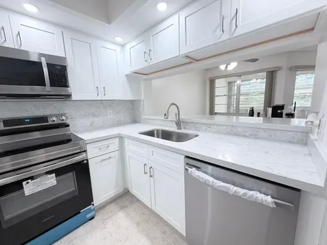 1000 SW 125th Avenue Pembroke Pines FL 33027