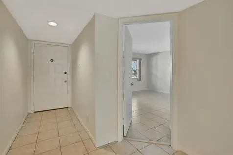 1000 SW 125th Avenue Pembroke Pines FL 33027