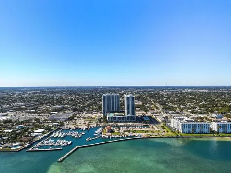 220 Lake Shore Drive Lake Park FL 33403