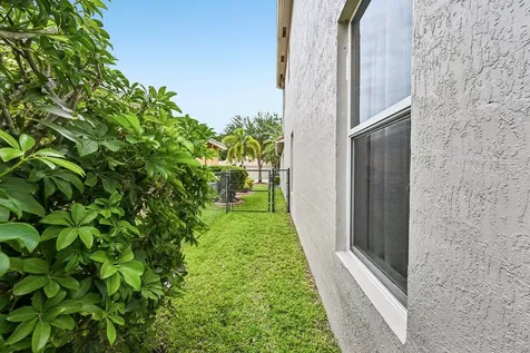 1779 Palisades Drive West Palm Beach FL 33411