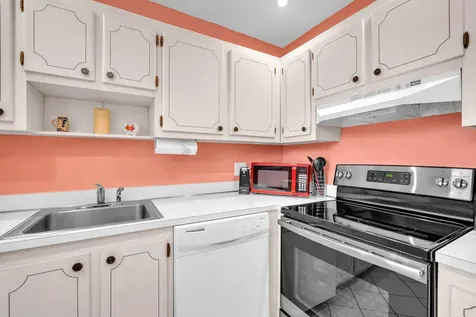 716 Saxony Place Delray Beach FL 33446