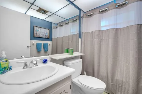 716 Saxony Place Delray Beach FL 33446