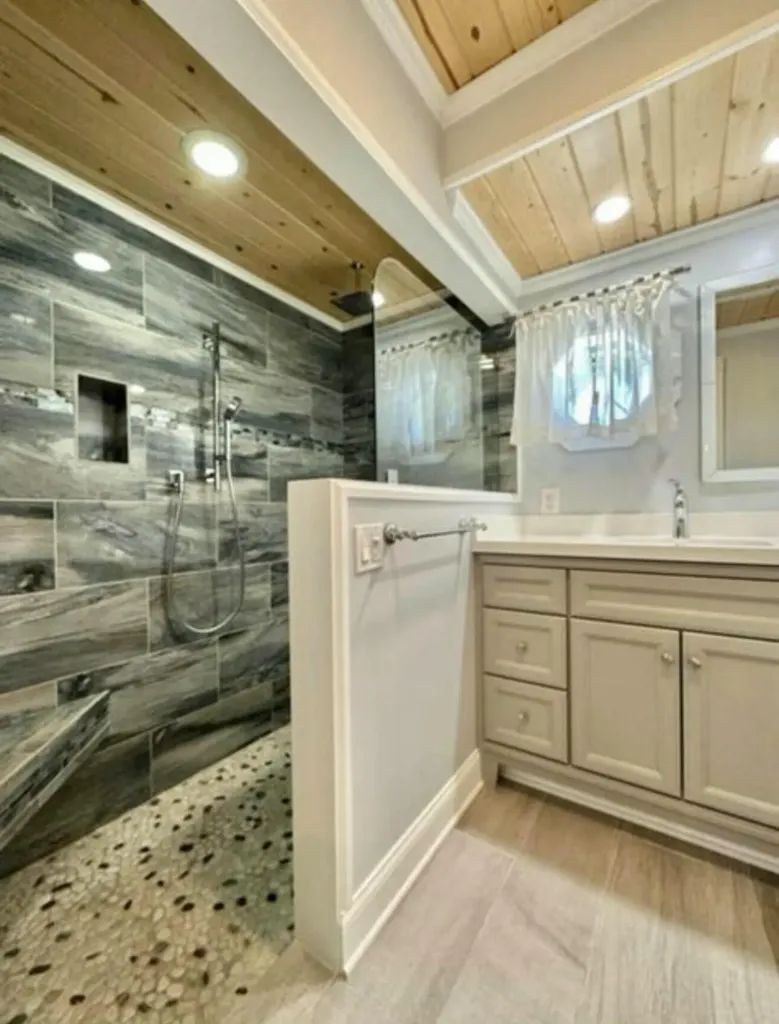 698 Forsyth Street Boca Raton FL 33487