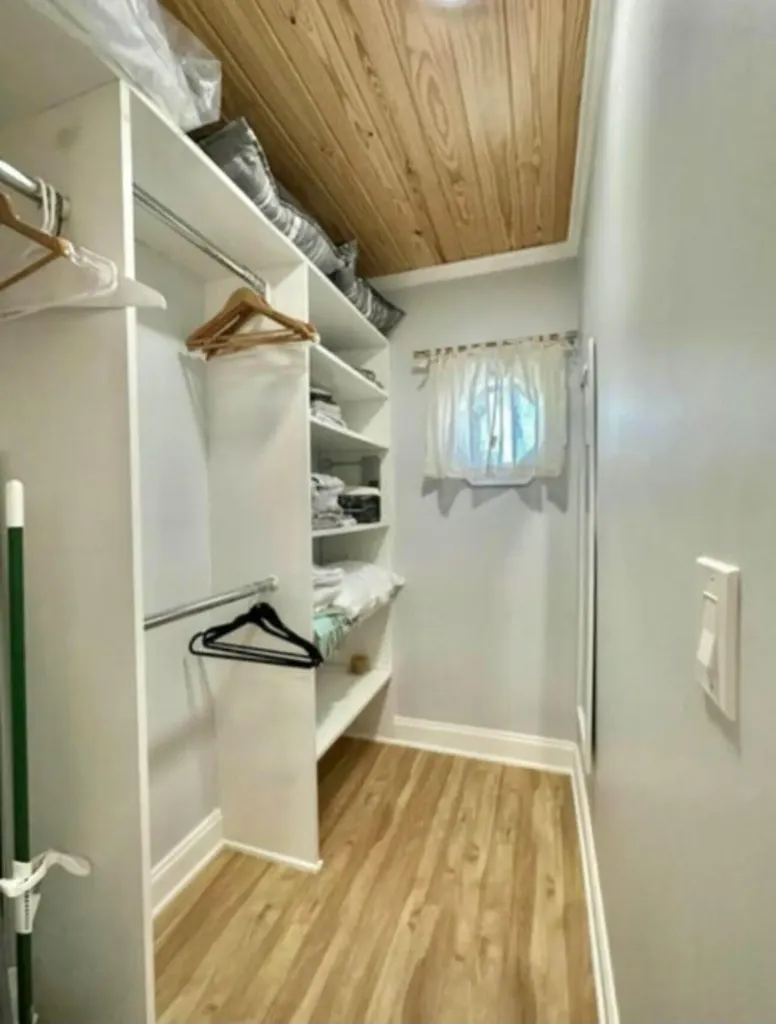 698 Forsyth Street Boca Raton FL 33487