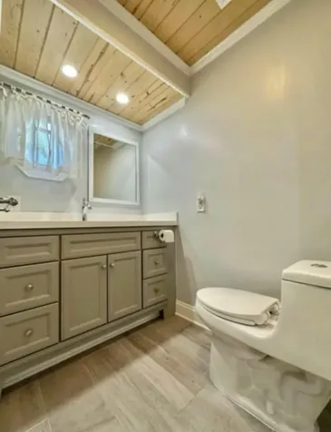 698 Forsyth Street Boca Raton FL 33487