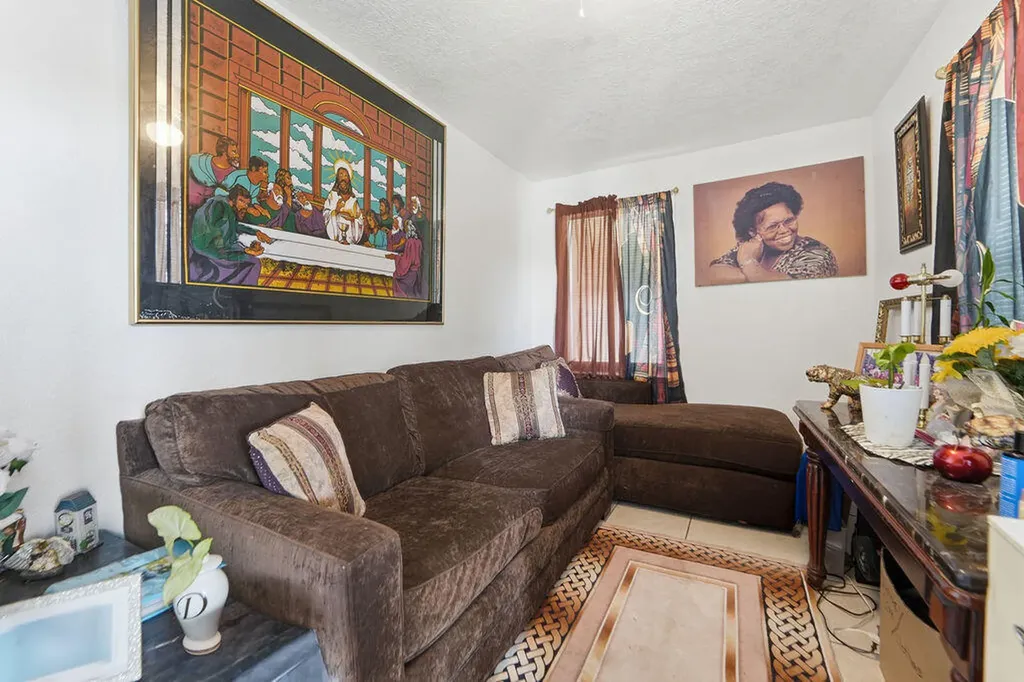 1021 14th Street West Palm Beach FL 33401