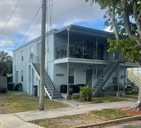 1021 14th Street West Palm Beach FL 33401