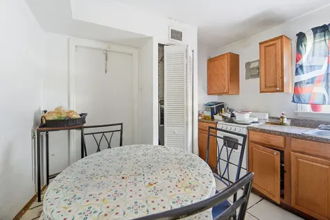 1021 14th Street West Palm Beach FL 33401