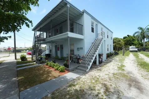 1021 14th Street West Palm Beach FL 33401