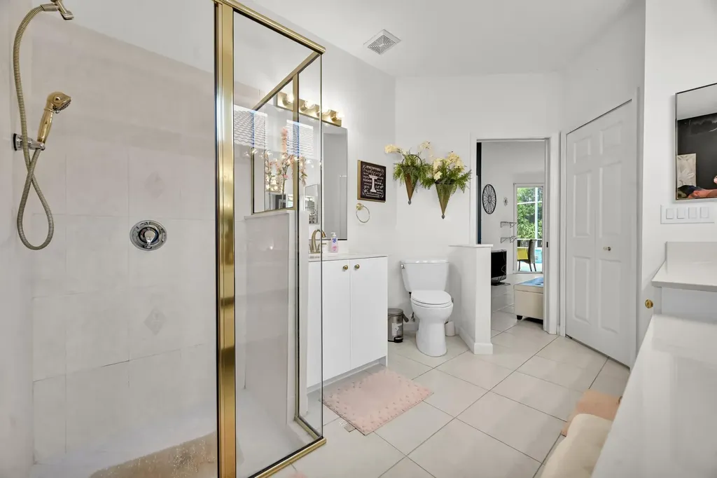 657 SW Munjack Cove Port St Lucie FL 34986