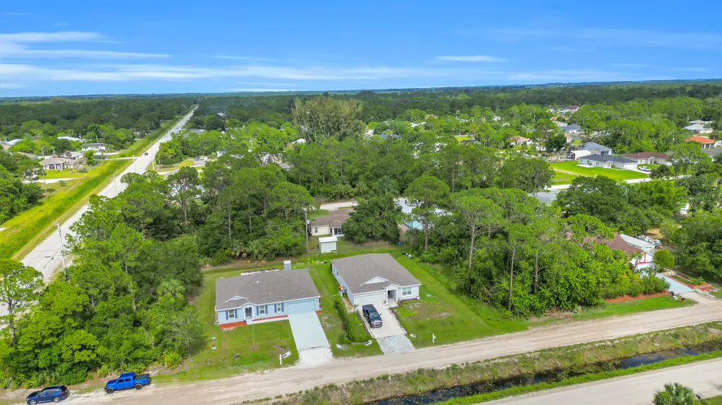 8266 E 98th Avenue Vero Beach FL 32967
