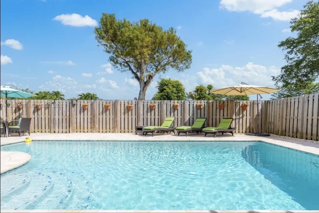 2900 NW 69th Court Fort Lauderdale FL 33309