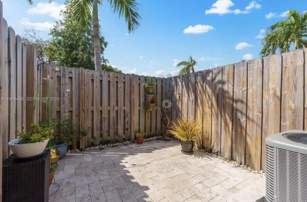 2900 NW 69th Court Fort Lauderdale FL 33309