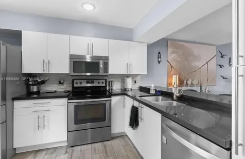 2900 NW 69th Court Fort Lauderdale FL 33309