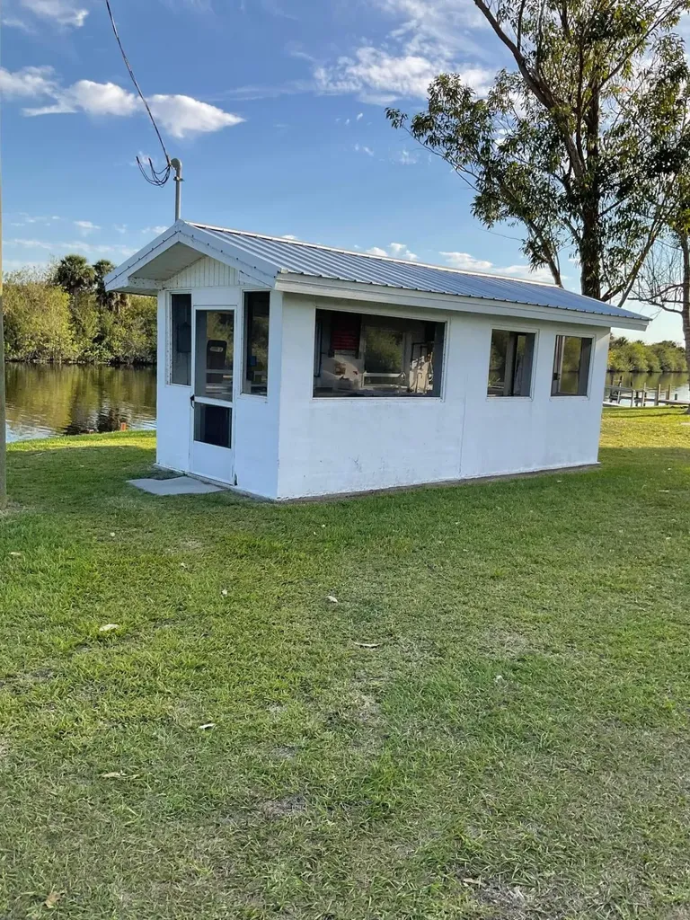 1339 Old Lakeport NW Moore Haven FL 33471